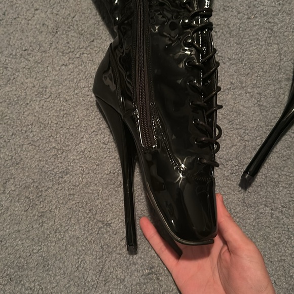 Devious ballet fetish heel boots. Size 7 - Picture 3 of 6